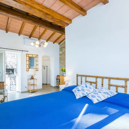 Сasa de vacaciones La Tordara By Interhome